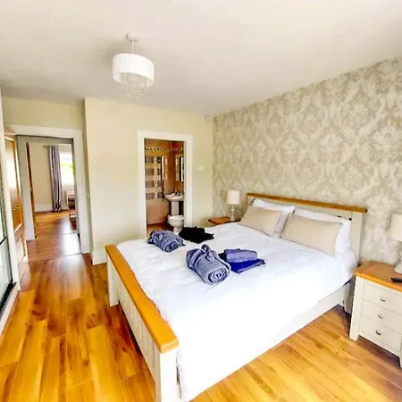 Tatil Evi An Ghlaise Bheag